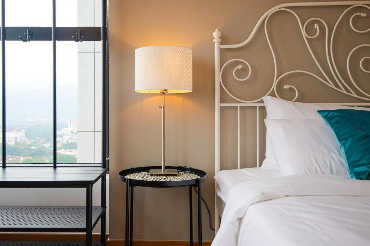 Casa Orient @ Macalister 218 ❈中路218东方之家 3Br 8Pax Apartment George Town 0*,  Malaysia